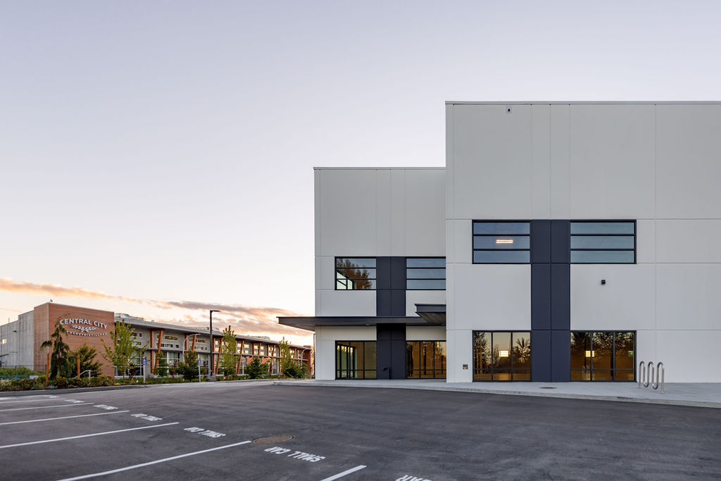 Exterior architecture of Bridgeview by Third Space, a modern cross-dock warehouse building in North Surrey, BC.